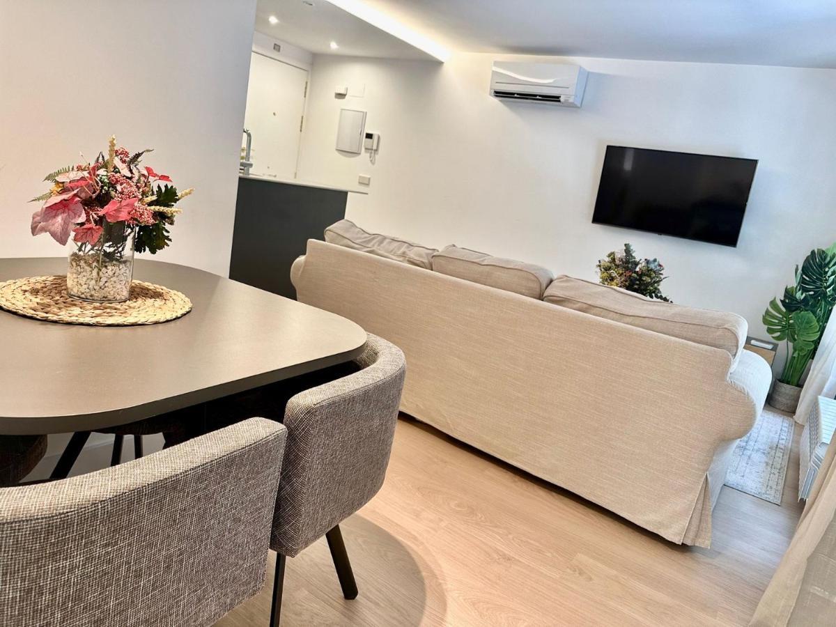 Private Room In A Shared Apartment, Habitacion Privada En Un Apartamento Compartido En Pacifico, Madrid Eksteriør billede